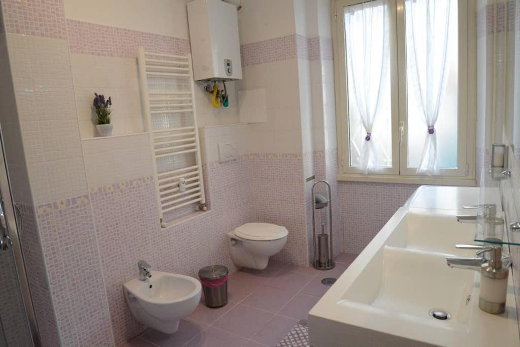 Appartement A Casa Di Rosa à Rome Extérieur photo